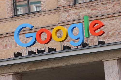 Google Lens can now check prices and inventory when shopping in the real world | TechCrunch