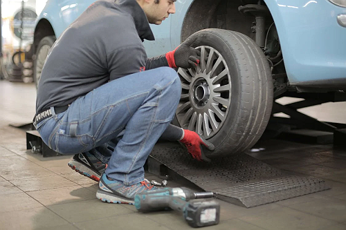 4 Smart Ways To Reduce Car Ownership Costs Today