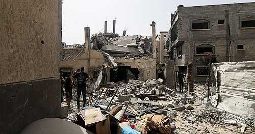 Israel strikes pound Gaza, killing dozens and forcing a main hospital to close