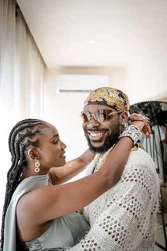 Entertainment: Simi & Adekunle Gold: Love, Fame, and Life in the Spotlight ❤️ @HeisAustine
